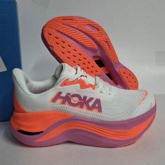 Hoka One One Skyward X Womens Running Shoes Size 8-9 NWB! - Picture 2 of 12